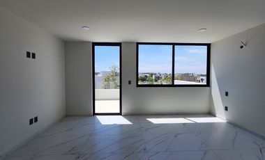 Casa Nueva en Venta en Solares Altanza de 5 Recamaras en Zapopan