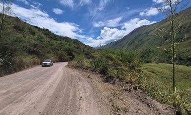 OPORTUNIDAD Propiedad de venta en Yunguilla Santa Isabel sector Naranjos. colinda con el Rio Rircay a 12 minutos de la vía Girón Pasaje