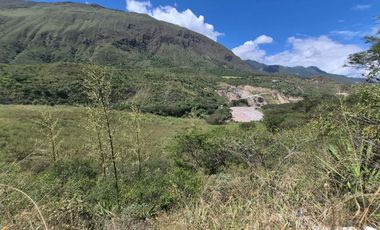 OPORTUNIDAD Propiedad de venta en Yunguilla Santa Isabel sector Naranjos. colinda con el Rio Rircay a 12 minutos de la vía Girón Pasaje