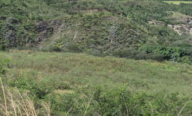 OPORTUNIDAD Propiedad de venta en Yunguilla Santa Isabel sector Naranjos. colinda con el Rio Rircay a 12 minutos de la vía Girón Pasaje