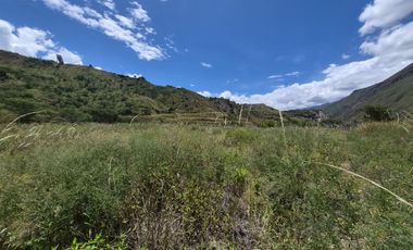 OPORTUNIDAD Propiedad de venta en Yunguilla Santa Isabel sector Naranjos. colinda con el Rio Rircay a 12 minutos de la vía Girón Pasaje