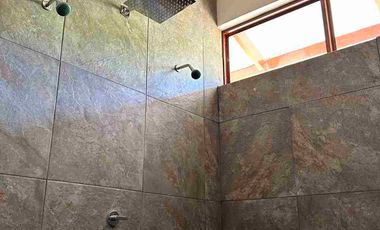 Exclusiva Casa de Campo con Piscina y Andenes | 1,923 m² | Vista Panorámica en La Banda de Shilcayo