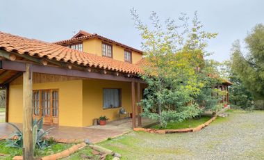 VENDE HERMOSA PARCELA-CASA PELARCO