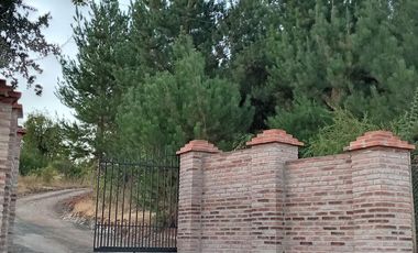 VENDE HERMOSA PARCELA-CASA PELARCO