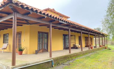 VENDE HERMOSA PARCELA-CASA PELARCO