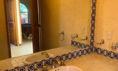 REFORMA, RENTO CASA EN CONDOMINIO AMUEBLADA POR AÑO, VIGILANCIA