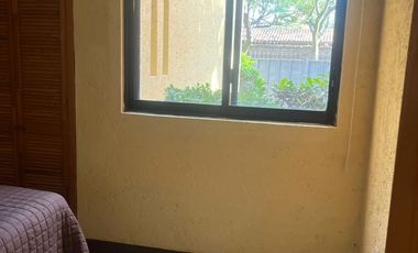REFORMA, RENTO CASA EN CONDOMINIO AMUEBLADA POR AÑO, VIGILANCIA