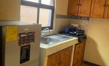 REFORMA, RENTO CASA EN CONDOMINIO AMUEBLADA POR AÑO, VIGILANCIA