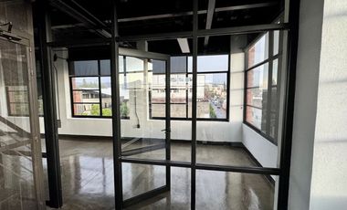 . 🏢✨ Renta de pisos completos en Edificio Saxa: exclusividad y amplitud para tu negocio