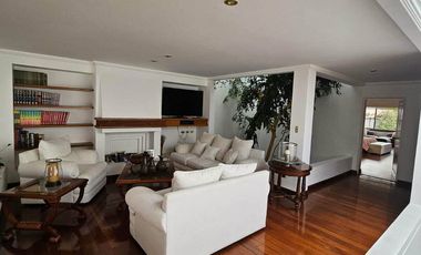 Casa Terreno de venta en Cuenca Ecuador ideal para edificio. IPRUS 7 pisos Ave, Francisco Moscoso sector UDA