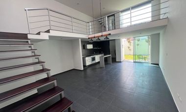 Renta Casa Tipo Loft en Residencial San Angel