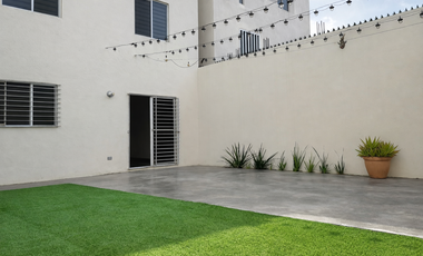 Casa en Cerradas Concordia con Uno de los Patios Más Grandes de la Zona | 4 Habitaciones | Privada con Alberca