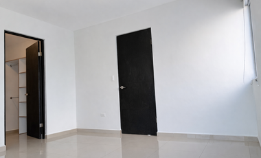 Casa en Cerradas Concordia con Uno de los Patios Más Grandes de la Zona | 4 Habitaciones | Privada con Alberca