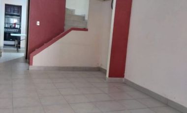 VENDO AMPLIA CASA EN CONJUNTO CERRADO EN COACALCO