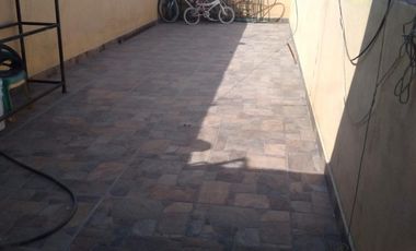 VENDO AMPLIA CASA EN CONJUNTO CERRADO EN COACALCO