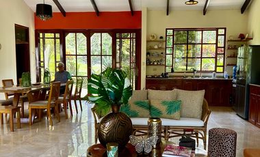 EXCLUSIVA CASA DE CAMPO CON 8.26 HAS EN TARAPOTO  / QUEBRADA Y CULTIVOS