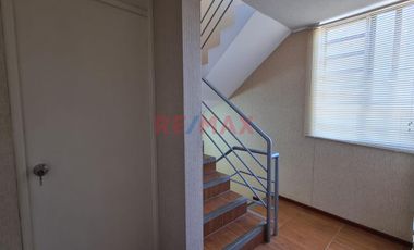 Casa Moderna En Alquiler – Urb. Valle Esmeralda, Los Aquijes