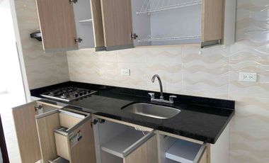 ARRIENDO APTO SANTA MONICA DEL TEJAR.  Sector cacique el tejar $ 1.700.000 con administración