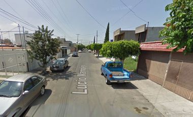 Venta de Casa, Lucio Marmolejo, Zona de Oro, Celaya, Guanajuato! D S