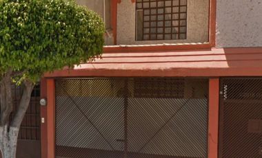 Venta de Casa, Lucio Marmolejo, Zona de Oro, Celaya, Guanajuato! D S