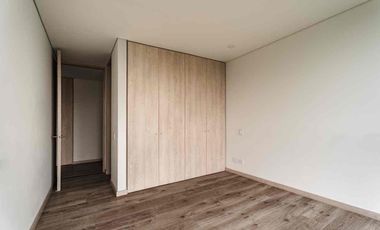 VENTA HERMOSO APARTAMENTO ALTOS DEL POBLADO MAZZANTI