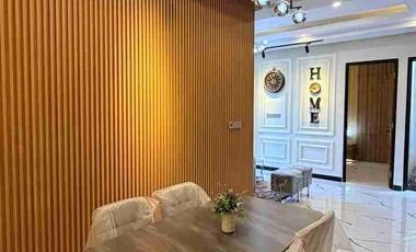 RUMAH MEWAH KONTEMPORER MODERN 2 LANTAI FULL FURNISHED VIEW SAWAH DI DALAM PERUMAHAN BATURETNO