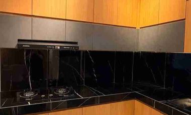 RUMAH MEWAH KONTEMPORER MODERN 2 LANTAI FULL FURNISHED VIEW SAWAH DI DALAM PERUMAHAN BATURETNO