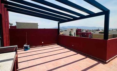 Estrena Amplia Casa en Renta -4 Recamaras,Roof y Patio.