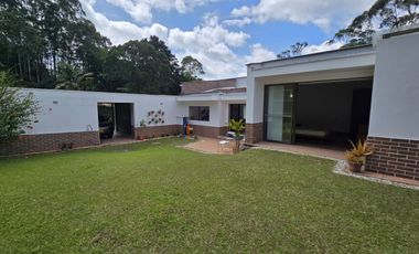 VENTA CASA CAMPESTRE GUARNE LA CLARITA