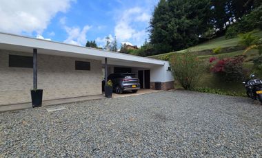 VENTA CASA CAMPESTRE GUARNE LA CLARITA