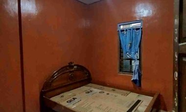 kontrakan pinggir jalan 3 kamar tidur