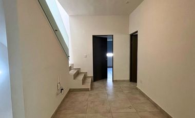 Renta Casa en Residencial Alina, zona Carretera Nacional, Monterrey