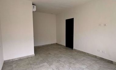 Renta Casa en Residencial Alina, zona Carretera Nacional, Monterrey