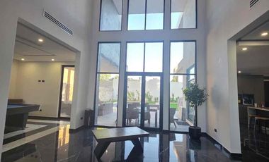 SE RENTA CASA RESIDENCIA DE LUJO CON ALBERCA