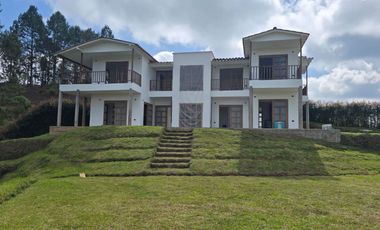 VENTA CASA CAMPESTRE GUARNE SAN ISIDRO