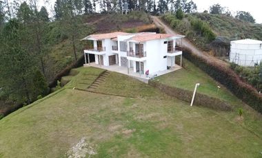 VENTA CASA CAMPESTRE GUARNE SAN ISIDRO