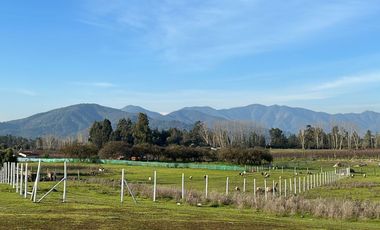 SE VENDE PARCELA A METROS DEL LAGO RAPEL, LAS CABRAS