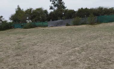 SE VENDE PARCELA A METROS DEL LAGO RAPEL, LAS CABRAS