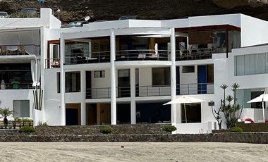 LINDA CASA PRIMERA FILA EN PLAYA MISTERIO