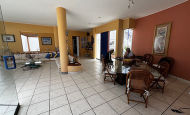 LINDA CASA PRIMERA FILA EN PLAYA MISTERIO