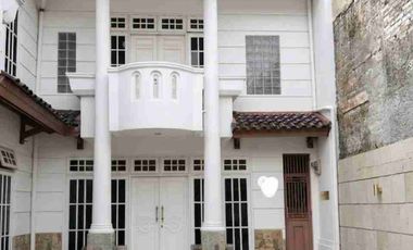 Rumah Besar Harga Menarik di Gunung Batu-Jarang Ada