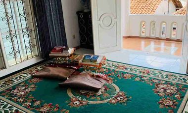 Rumah Besar Harga Menarik di Gunung Batu-Jarang Ada
