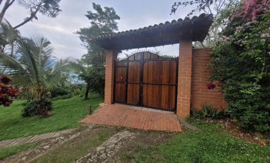 VENTA CASA CAMPESTRE GIRARDOTA