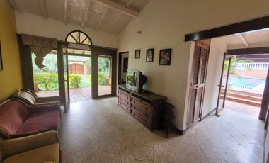 VENTA CASA CAMPESTRE GIRARDOTA