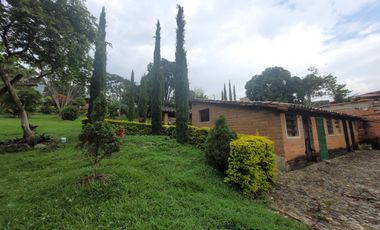 VENTA CASA CAMPESTRE GIRARDOTA
