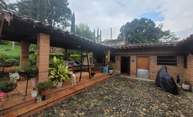 VENTA CASA CAMPESTRE GIRARDOTA