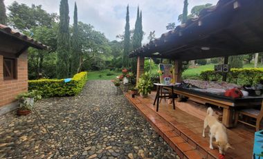 VENTA CASA CAMPESTRE GIRARDOTA