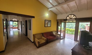 VENTA CASA CAMPESTRE GIRARDOTA