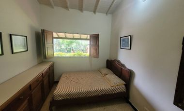 VENTA CASA CAMPESTRE GIRARDOTA