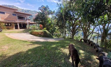 VENTA CASA CAMPESTRE GIRARDOTA